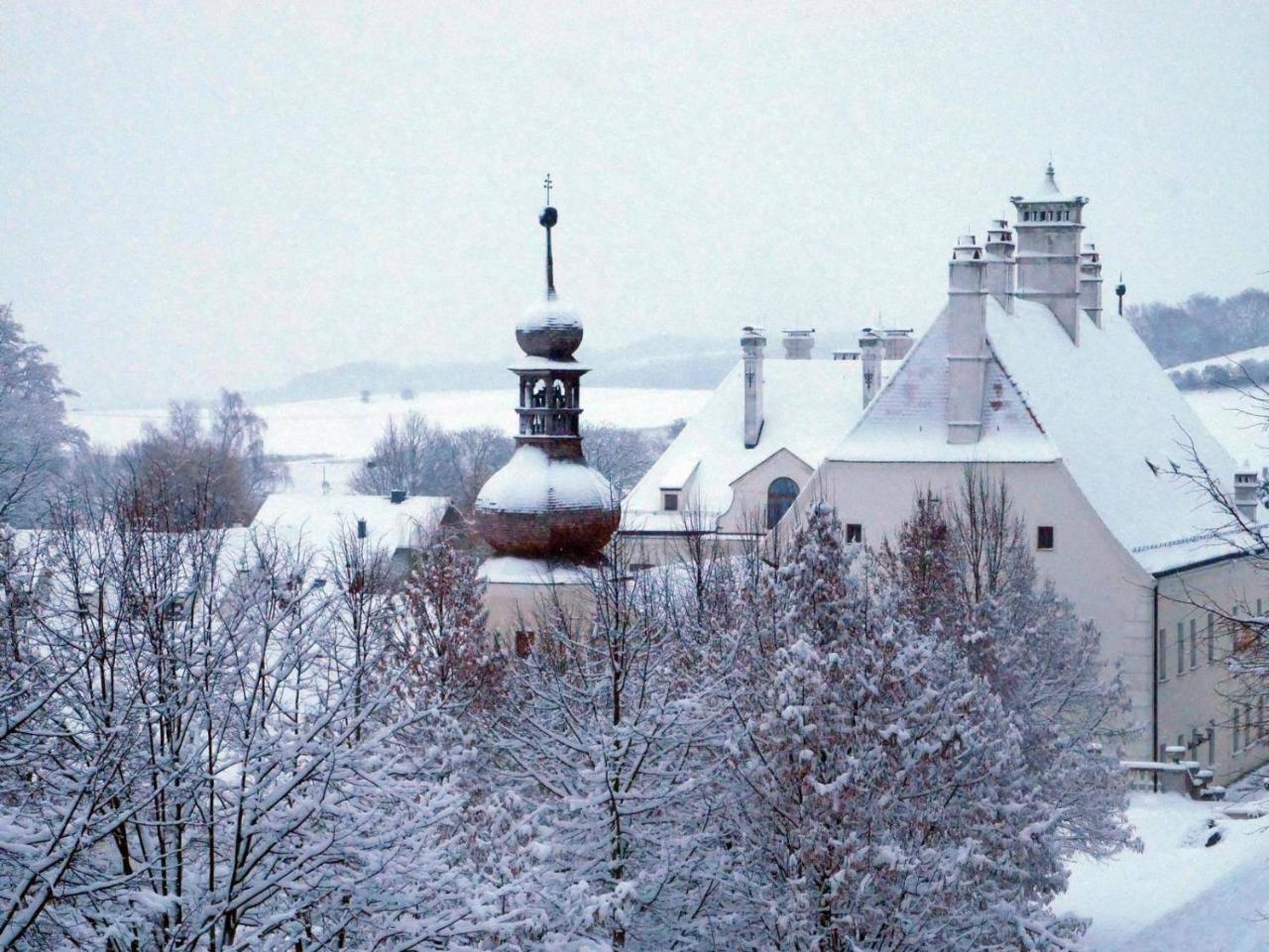 Schloss Thalheim Sankt Polten Bagian luar foto